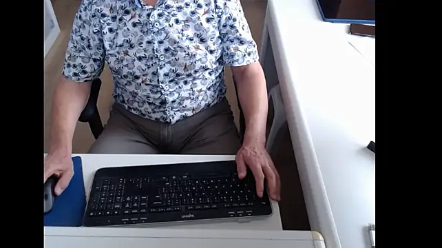 dutchpornking Live XXX-chat