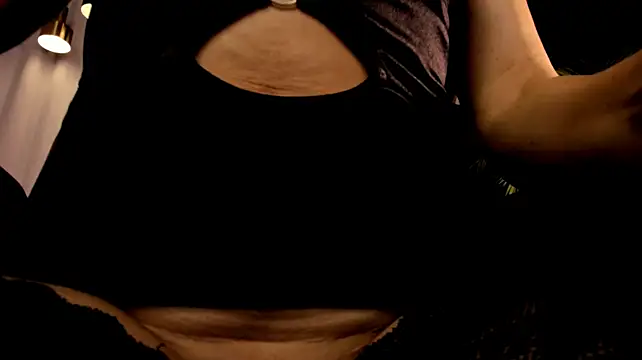 NikaGentle Live XXX Chat