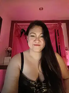 dominalisa Adlı Modelin Canlı XXX Sohbeti