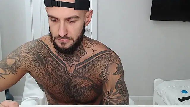 Czat XXX na żywo – maxi_foxxx