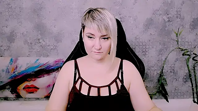 Djullia Live XXX-Chat