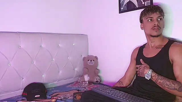 Angel_foxc13 即時 XXX 聊天