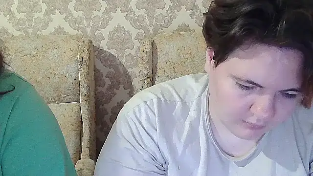 EmmaXKristall live XXX chat