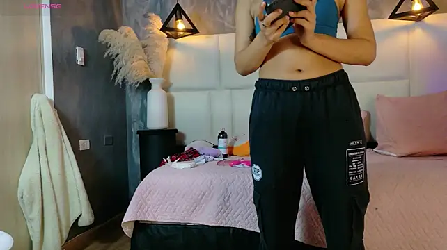 Sofia_Clauss_ Obrolan Langsung XXX