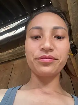 Linny_sexy ওয়েবক্যাম শো