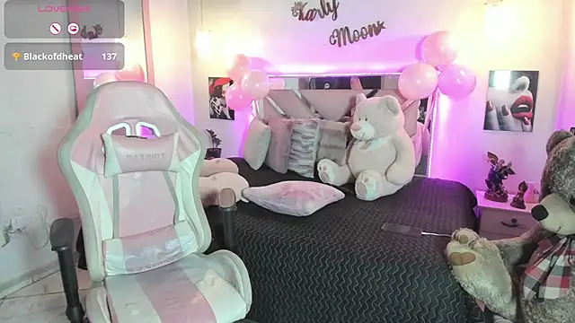 Karly_moon's Live XXX Chat