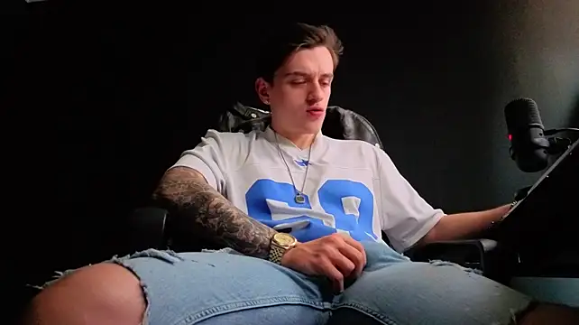 FelixStarkk Live XXX Chat