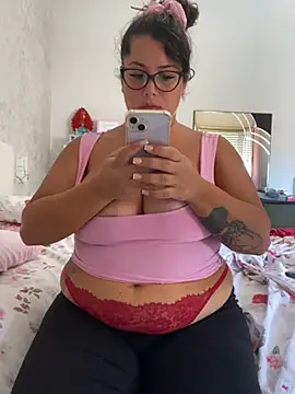 XXX chat uživo modela MichelaTardo