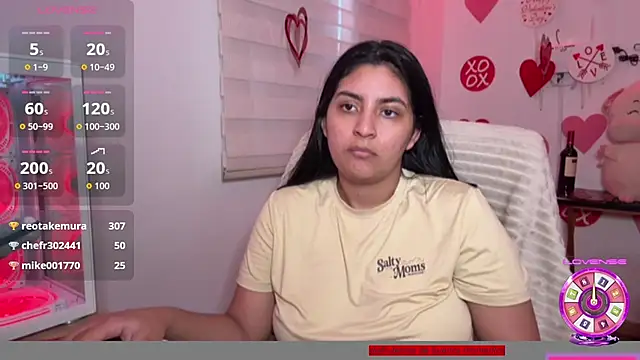 cloe_small Live XXX Chat