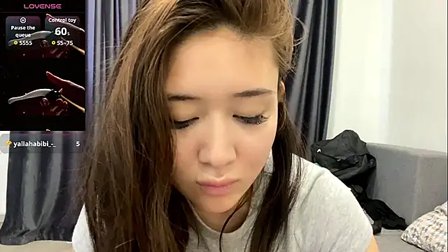 Mitsuki_Sutemi's Live XXX Chat