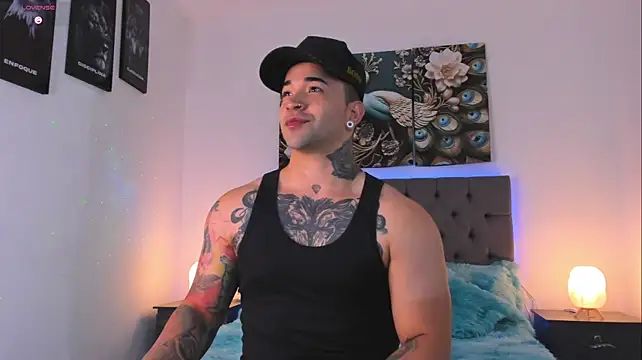 Mathew_Colee Live XXX-Chat