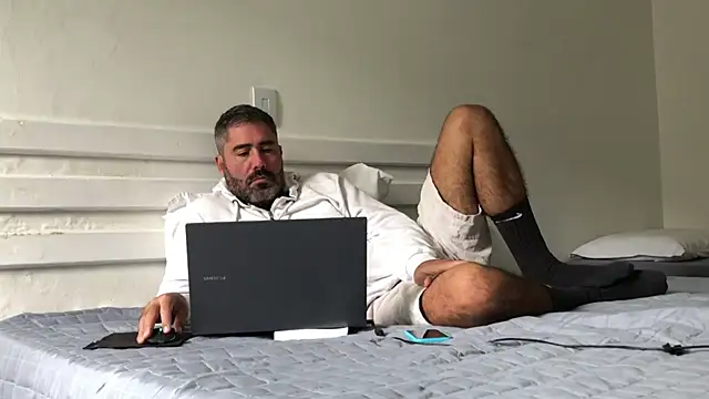 Chat XXX ao vivo de victor_chat
