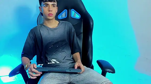 darwin_vargas – Live XXX-chat