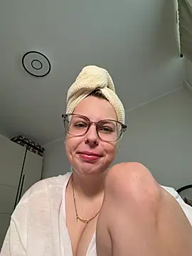 دردشة Livewithlucy الجنسية المباشرة