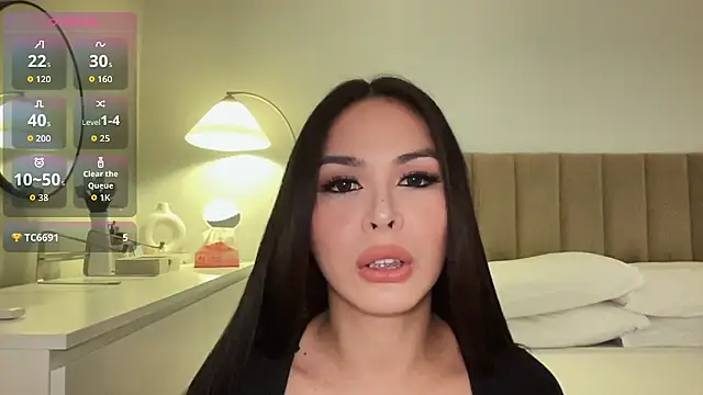callMeMartina_LynのライブXXXチャット
