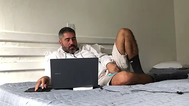 Chat XXX ao vivo de victor_chat