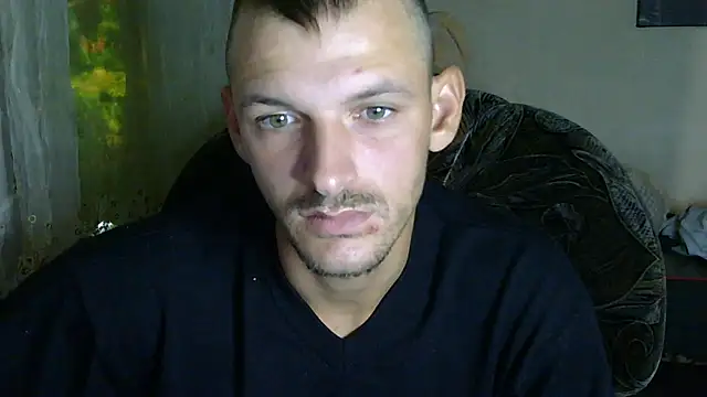 XXX chat uživo modela mystertrup