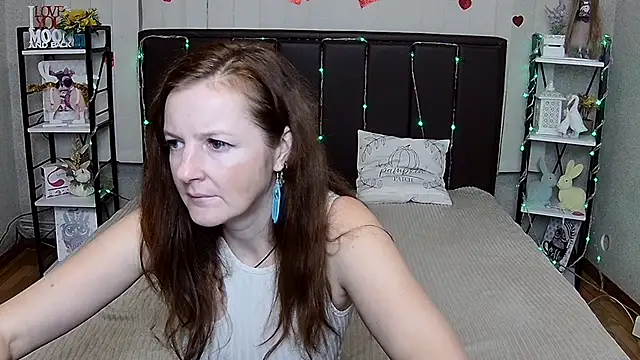 XXX chat uživo modela MeganPirs