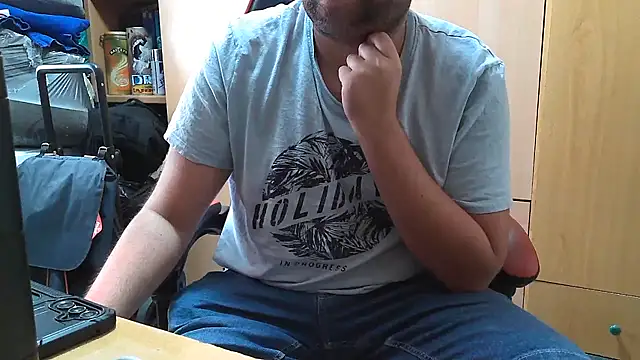 Javier_bear webcam show