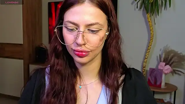XXX chat uživo modela elizabell_rouge