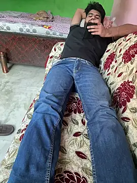 MASTTERRRR লাইভ XXX চ্যাট