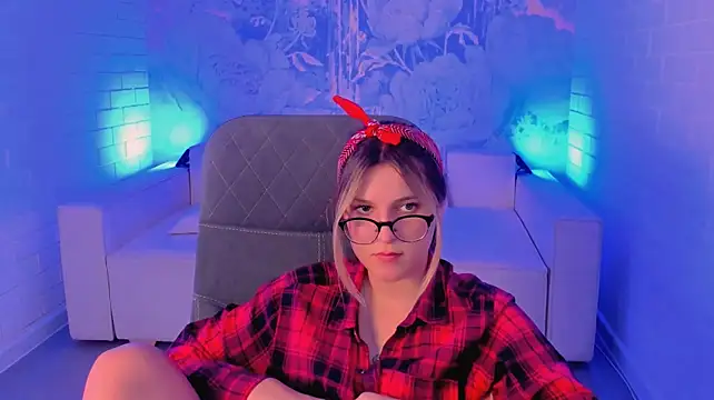 Živý XXX chat LeslieBloom
