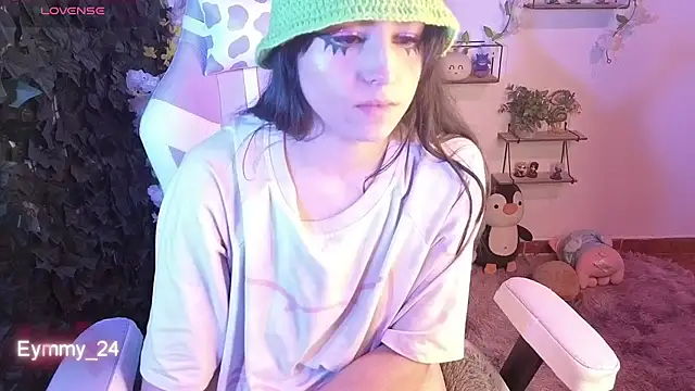 Eymmy_24のライブXXXチャット