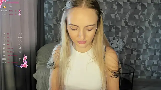 A_delina's Live XXX Chat