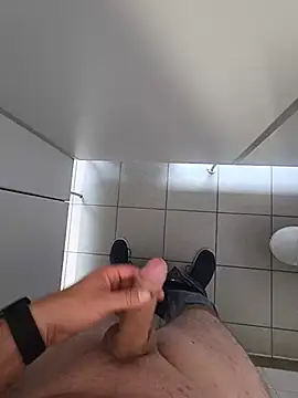 michaelm1983 Show Webcam