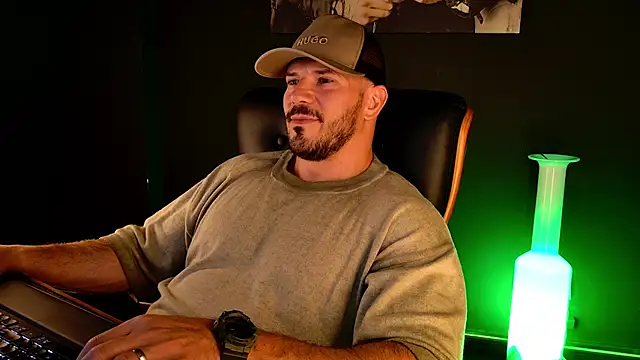 Chat +18 de AngeloEric ao vivo