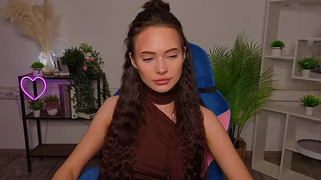 VioletLawrence Live XXX-chat
