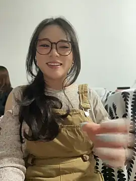 lixue3's Live XXX Chat
