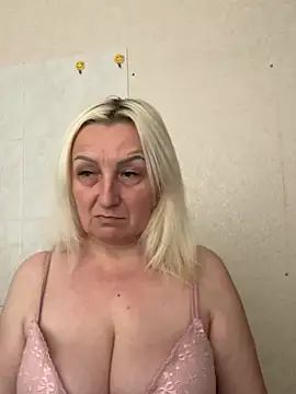 Angela_37 XXX чат  на живо