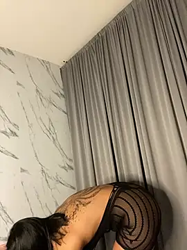 Val12777n Live XXX chat
