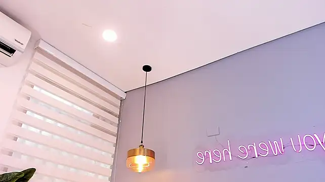 cherry_monroe XXX чат на живо