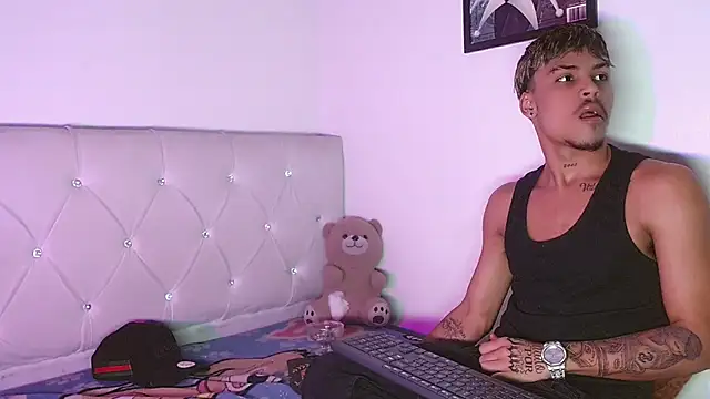 Chat +18 de Angel_foxc13 ao vivo