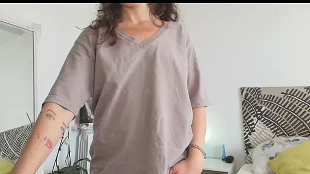 IreneBlue_ Chat XXX live