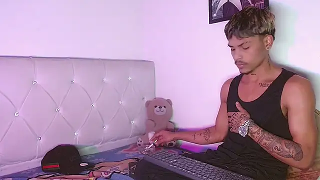 Онлайн чат XXX Angel_foxc13