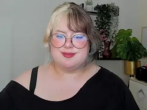 OpheliaLush Live XXX Chat