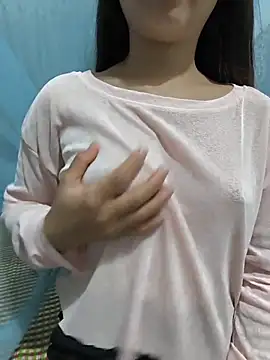 Lolan-00 live XXX chat