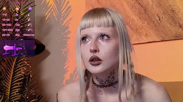 צ'אט XXX בשידור חי של MilkMeSoftly