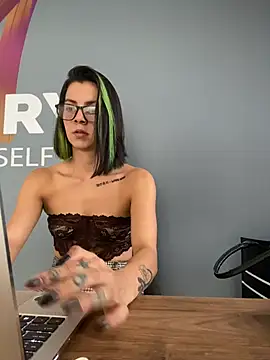 Živý XXX chat DinahCarter