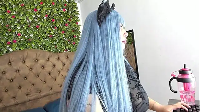 lussyevans24's Live XXX Chat