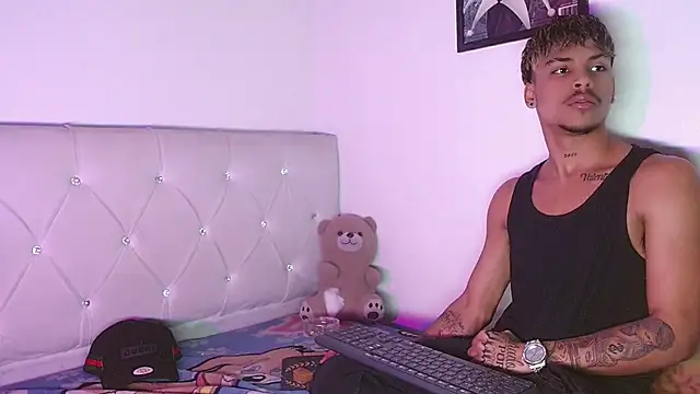 Angel_foxc13 – Naživo XXX chat