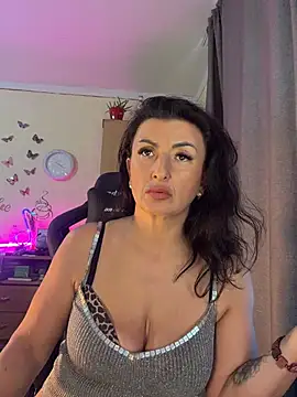 Hotangel75 élő XXX-chatje