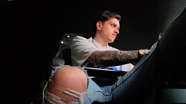 Czat XXX na żywo – FelixStarkk