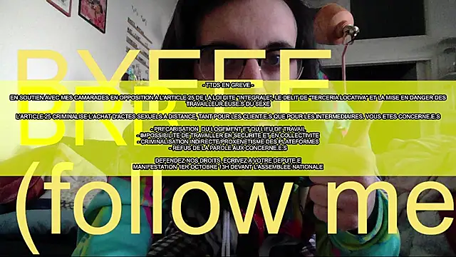 Chuck-FR Live XXX Chat
