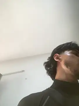 Kriss_Edwards 现场XXX聊天