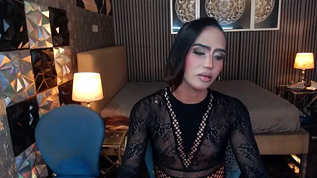 Chat +18 de AudreyMilesTrans ao vivo
