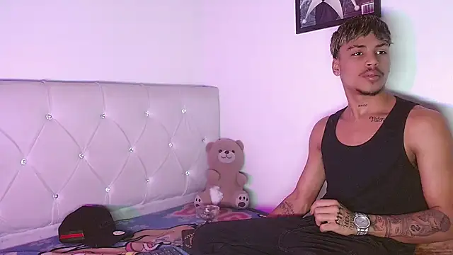 Angel_foxc13 – Naživo XXX chat